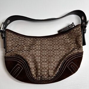 Coach Purse/Cluth